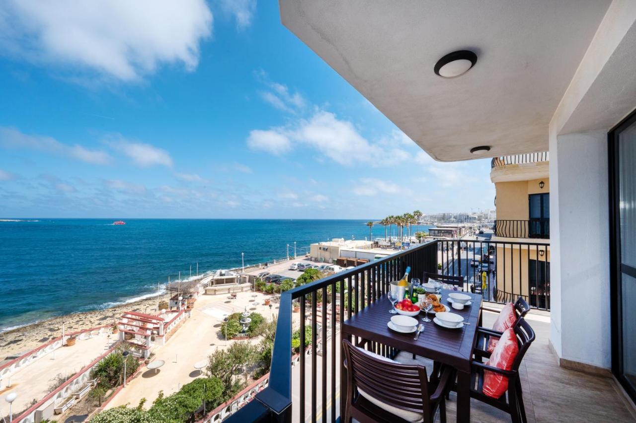Islet Promenade Seafront Apartment With Large Corner Terrace By Getawaysmalta St. Paul's Bay Exterior foto