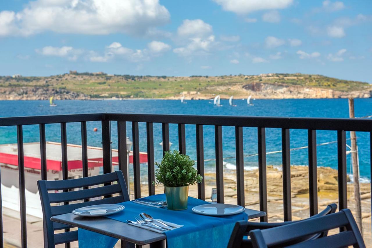 Islet Promenade Seafront Apartment With Large Corner Terrace By Getawaysmalta St. Paul's Bay Exterior foto
